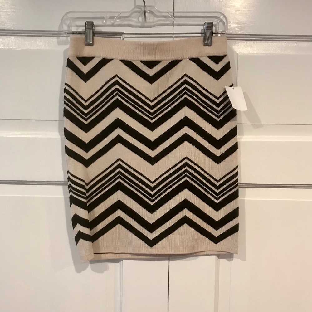 Knit mini